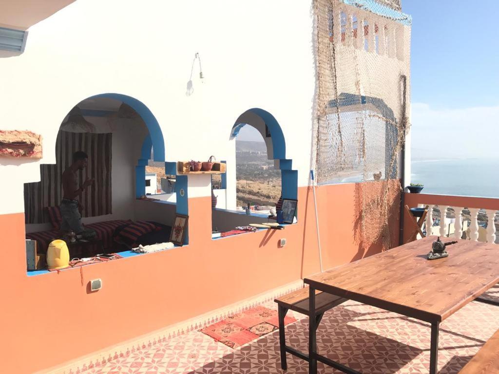 Binic Surf House Bed and Breakfast Taghazout Esterno foto