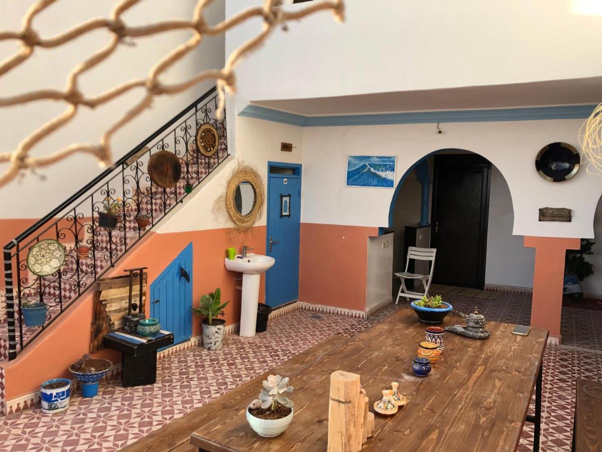 Binic Surf House Bed and Breakfast Taghazout Esterno foto