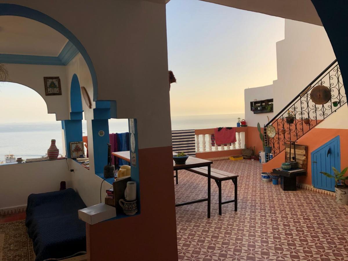 Binic Surf House Bed and Breakfast Taghazout Esterno foto