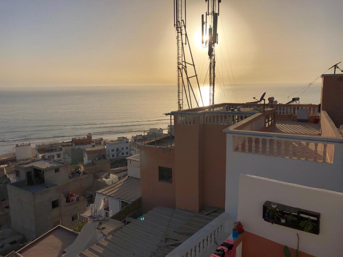 Binic Surf House Bed and Breakfast Taghazout Esterno foto