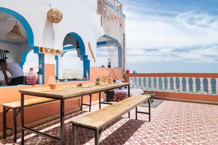 Binic Surf House Bed and Breakfast Taghazout Esterno foto